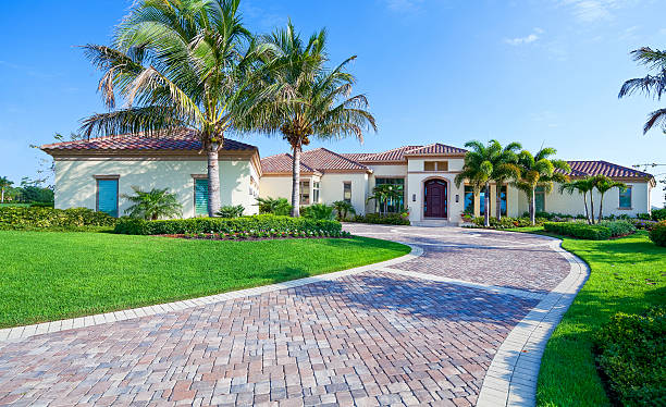 Best Cobblestone Driveway Pavers  in Maplewood, MN